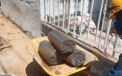 Redes de alcantarillado colapsaron por taponamiento con concreto fundido