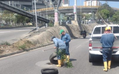 EMPAS S.A. repuso tapa robada en el sector Molinos Bajos 