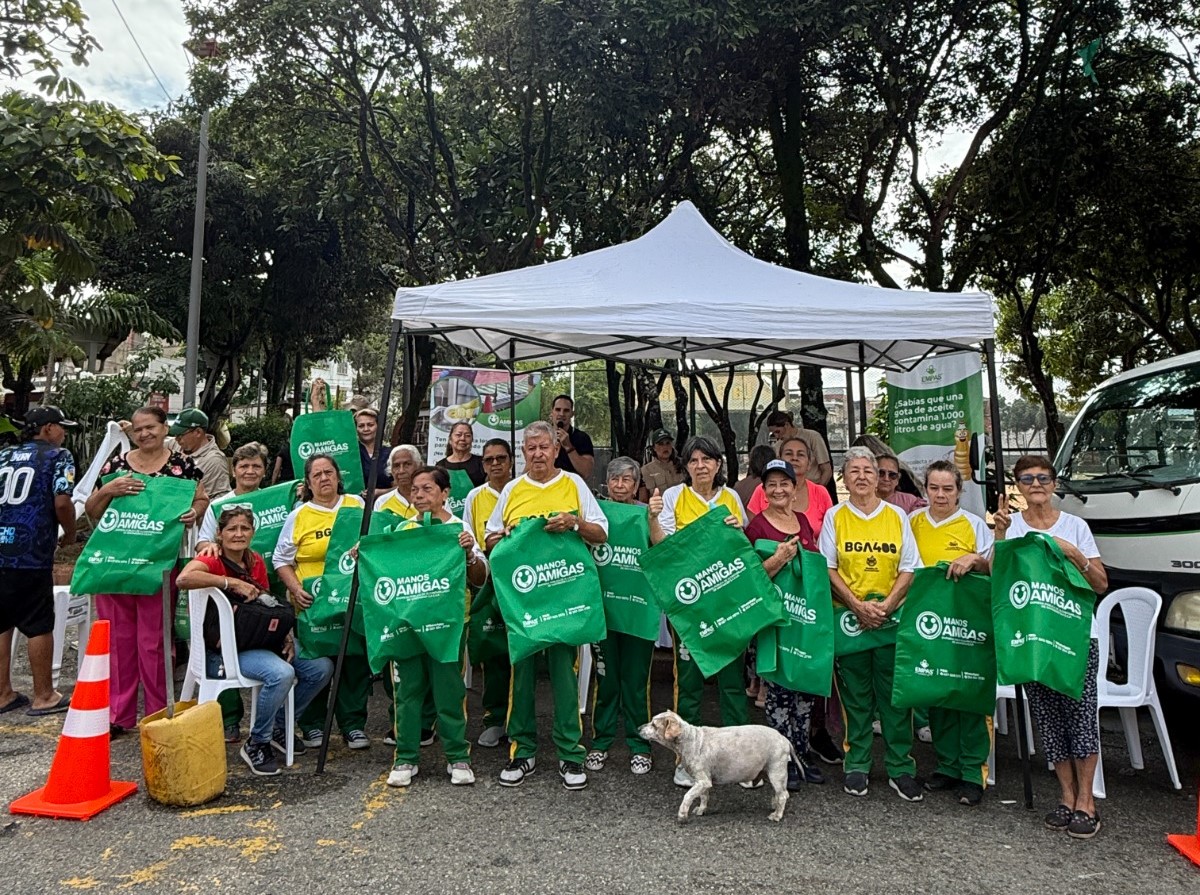 Manos amigas 3 – copia